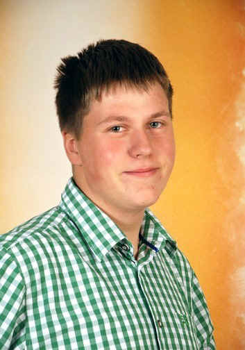 Schoenleitner_Julian.jpg (22515 Byte)