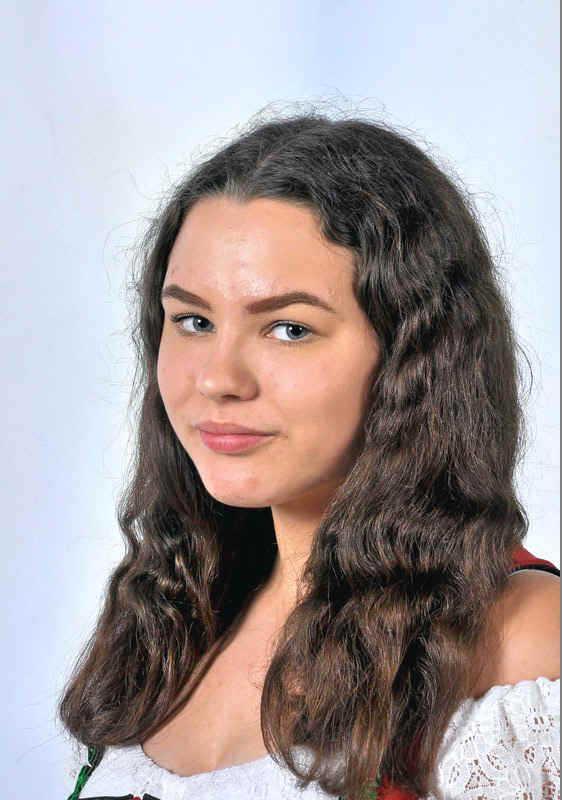 Kerschbaumer_Katharina.jpg (44240 Byte)