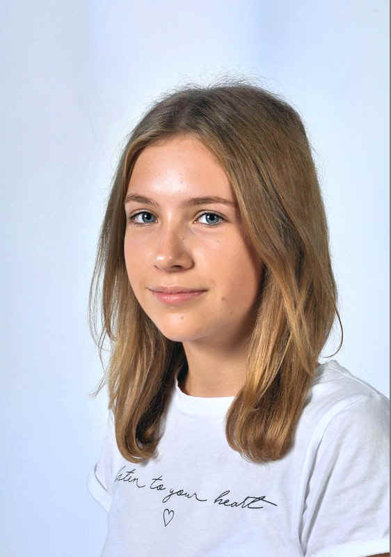 Ritter_Natalie.jpg (32288 Byte)